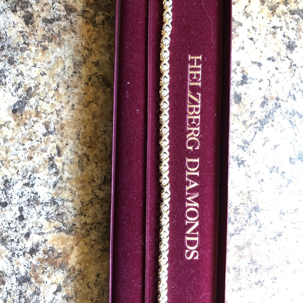 Gold & diamond bracelet